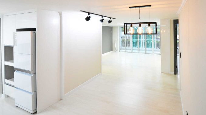 repairing cracks in plasterboard walls