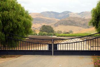 advantages importance driveway gates