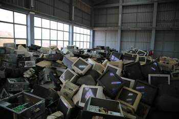 importance recycle e-wastes
